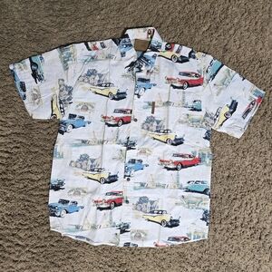 "Clearwater Outfitters" Men Button Down Shirt, Vintage, Size M.